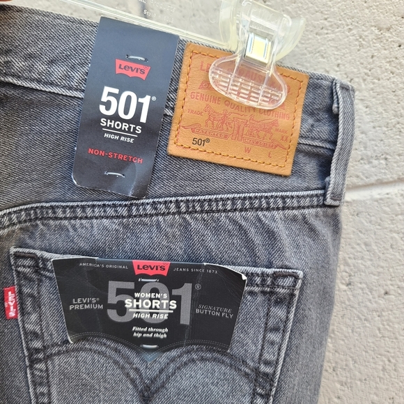 Levi's | 501 Original Cutoff Denim Shorts In Eat Your Words NEW Size 29 - Picture 6 of 9